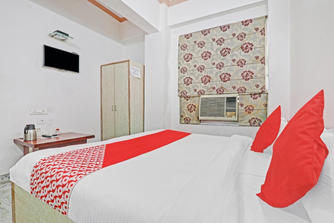 Oyo 27695 Hotel Relation Kanpur Exterior photo