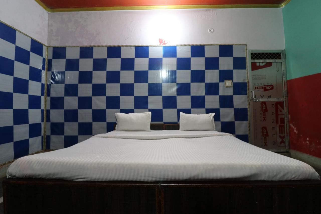 Oyo 27695 Hotel Relation Kanpur Exterior photo