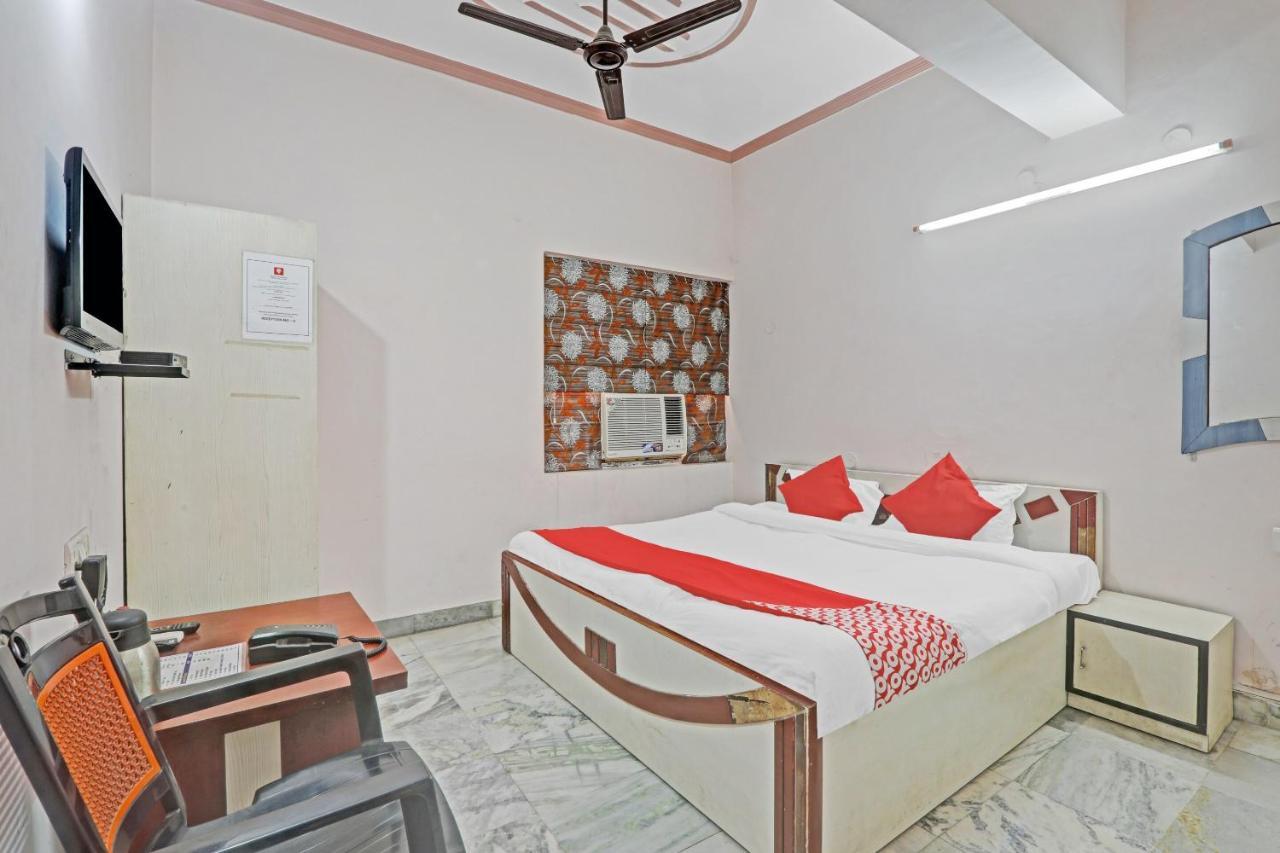Oyo 27695 Hotel Relation Kanpur Exterior photo