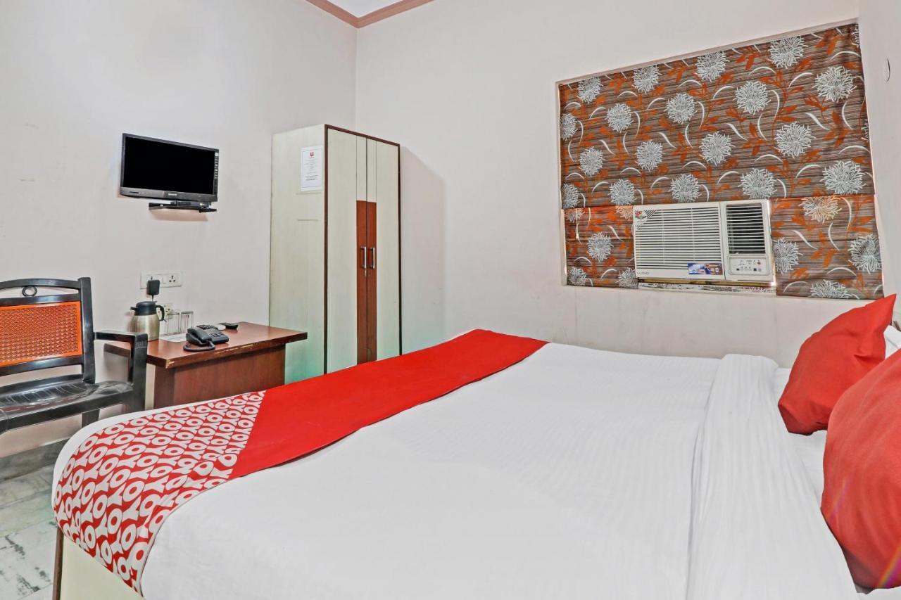 Oyo 27695 Hotel Relation Kanpur Exterior photo